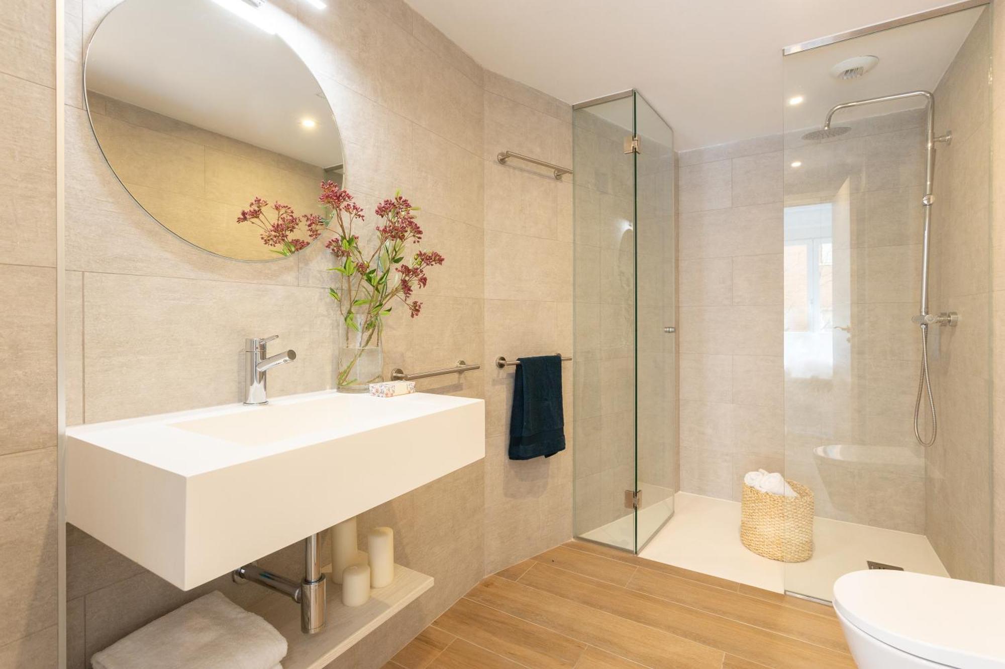 General Oraa - Darya Living Apartment มาดริด ภายนอก รูปภาพ