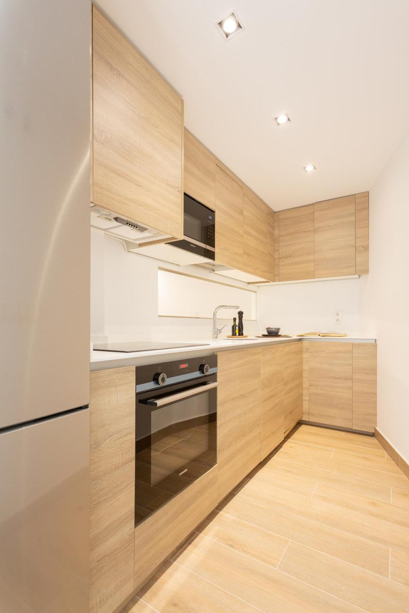 General Oraa - Darya Living Apartment มาดริด ภายนอก รูปภาพ